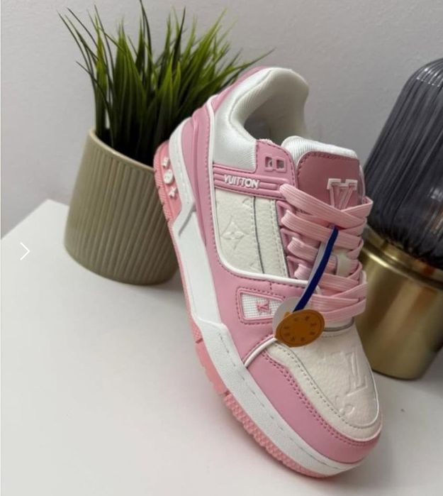 Sapatilhas premium Lv