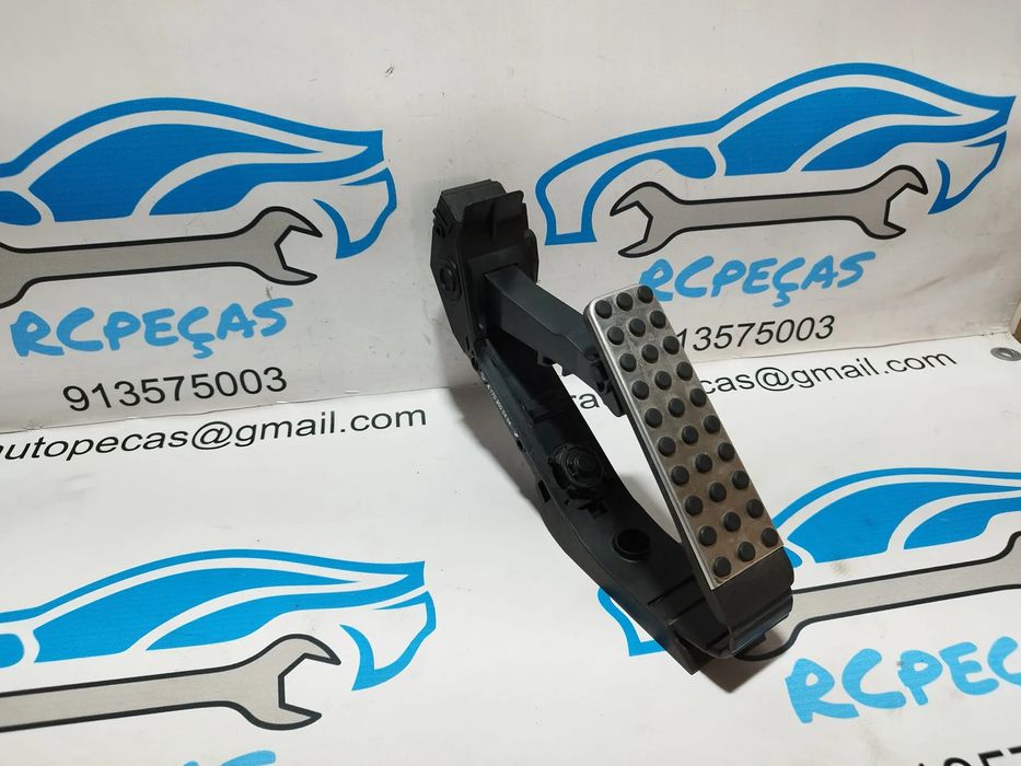 PEDAL PEDALEIRA ACELERADOR MERCEDES A1703000404 SLK R171/ CLASSE