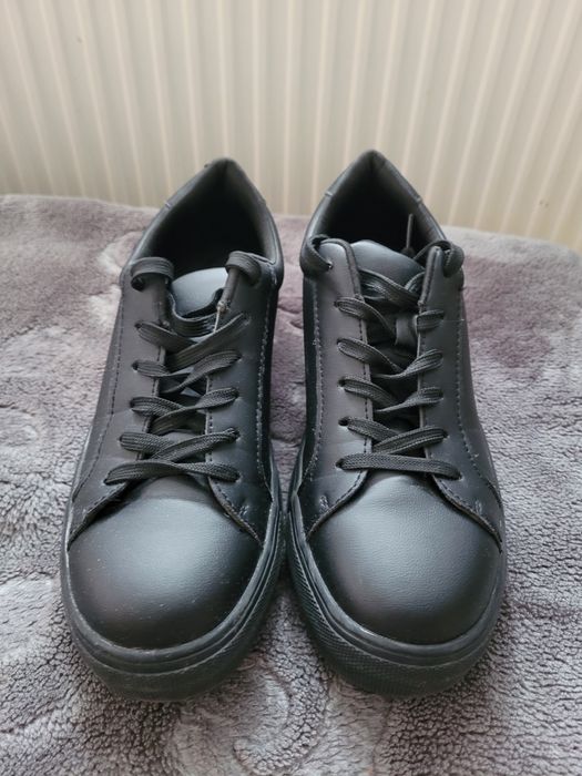 Damskie czarne buty sportowe roz 40/25cm