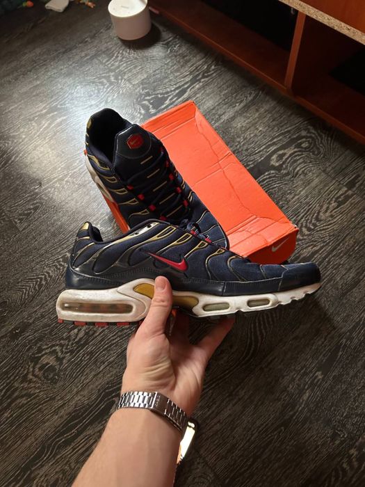 Кросовки nike tn