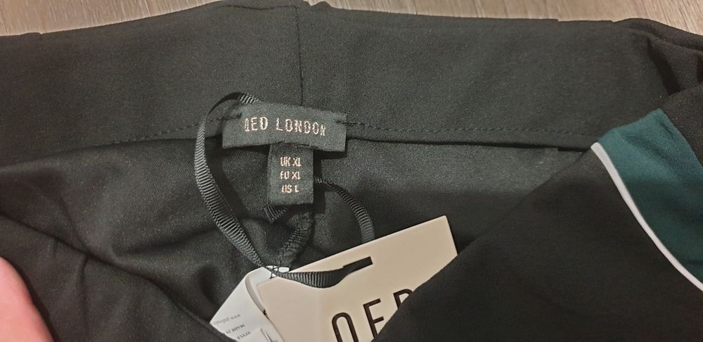 Nowe czarne spodnie xl