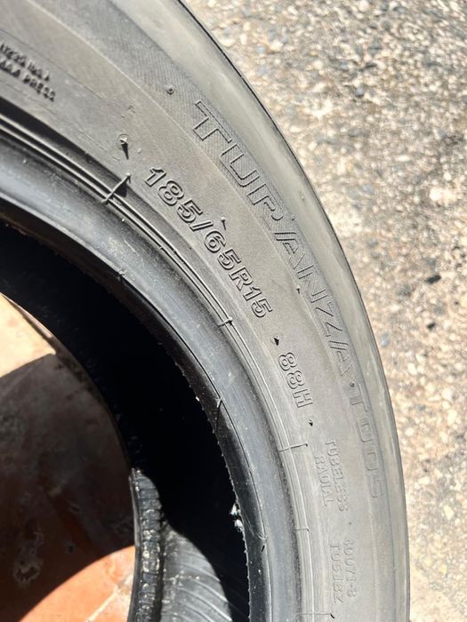 185/65/15 Bridgestone 2 pneus
