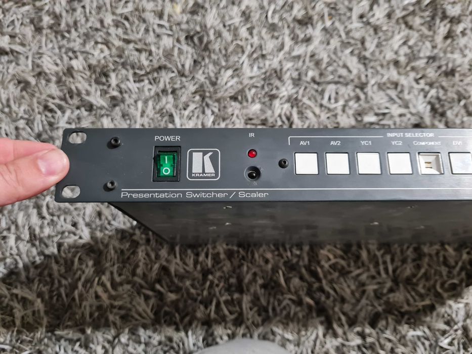 Kramer VP-724XL Videoscaler e Switch