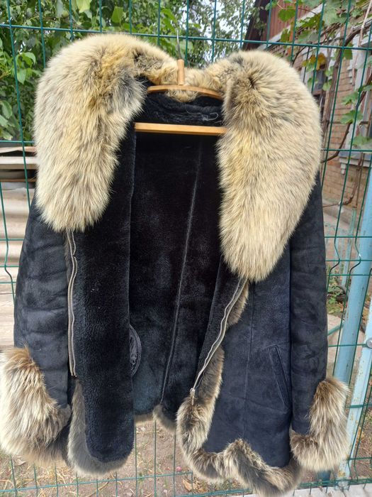 Продам дубленки .