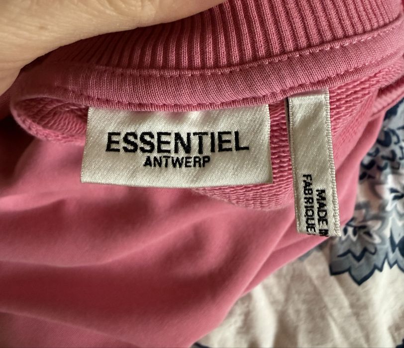 Nowa bluza Essentiel Antwerp