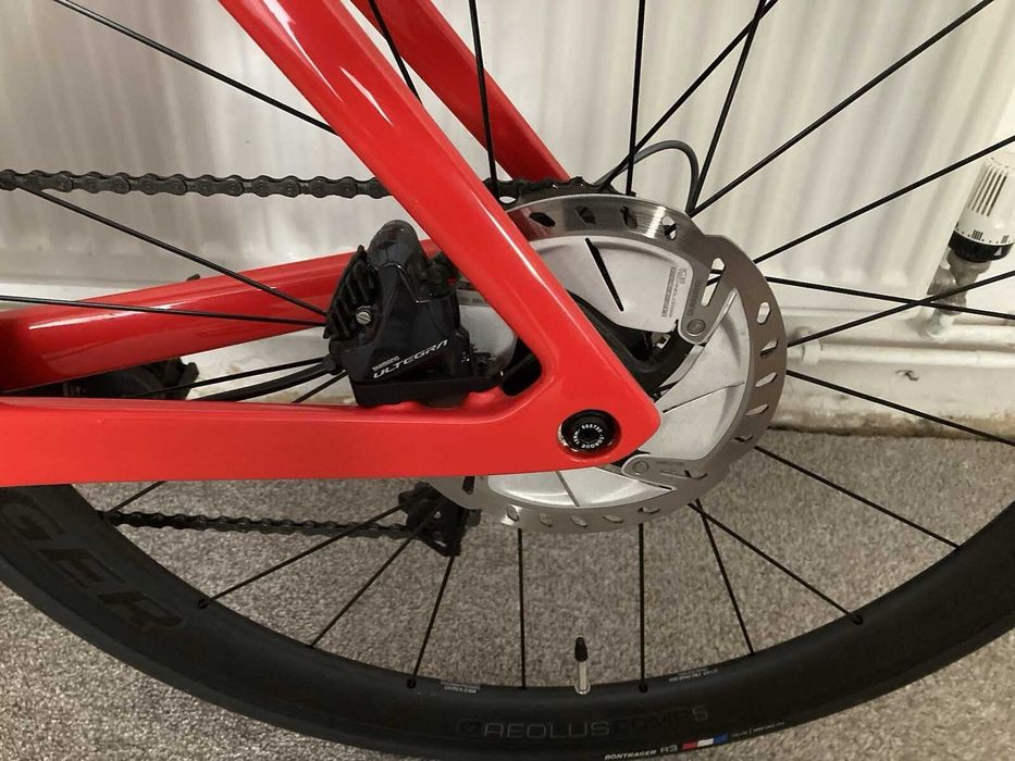 Trek Madone SL 6 Disc 2021 Vermelho Radioativo/Preto