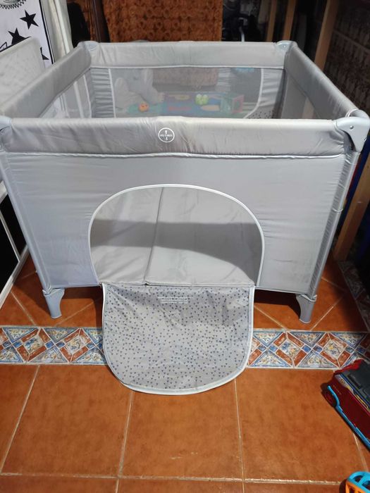 Parque infantil/cama