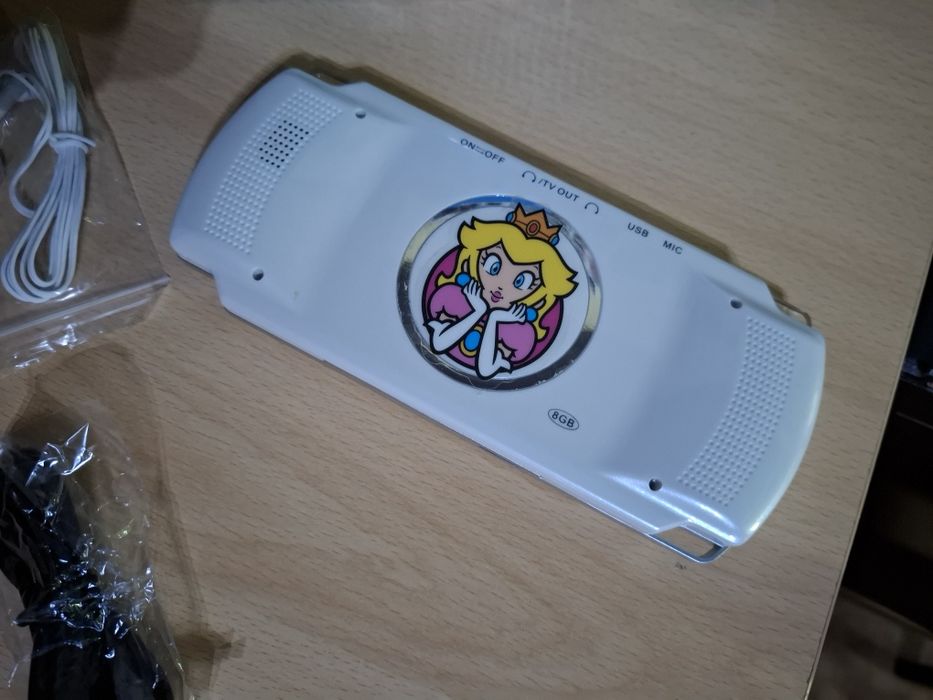 Consola Portátil Retro