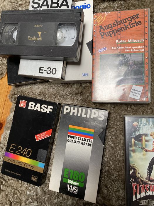 Vhs касета в твердой коробке kamasutra
