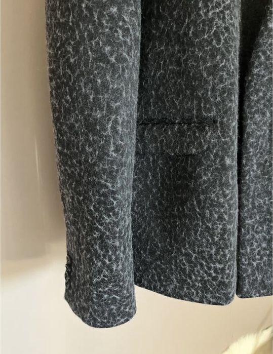 Піджак,пальто сірий 46 розмір