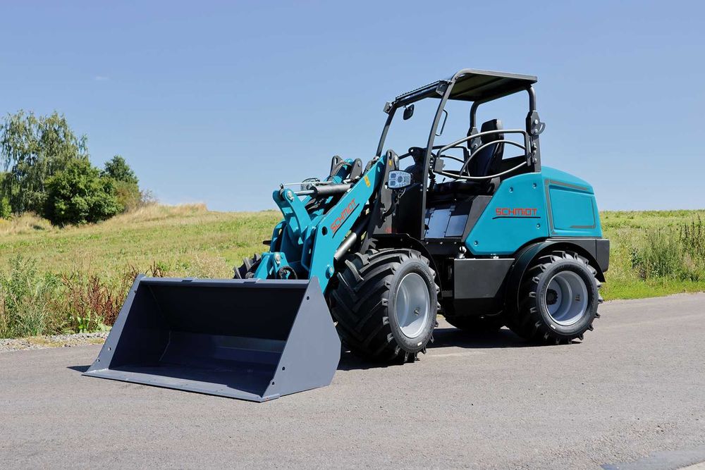 Ładowarka kołowa Schmidt 4350A Nowa 4x4 miniładowarka  2 tony