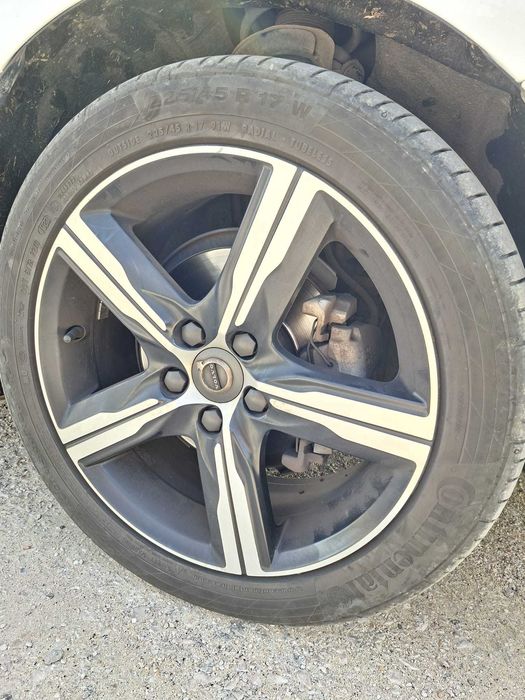 Volvo V40 R-Design 2016 – Full Extras - 117.279 km