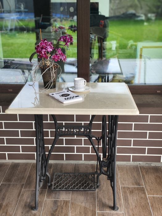 Дизайнерський стіл станина Singer