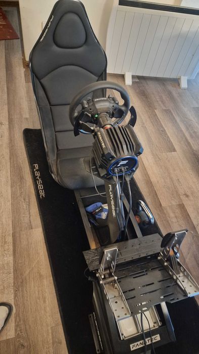 Fanatec DD PRO+shifter + Playseat F1