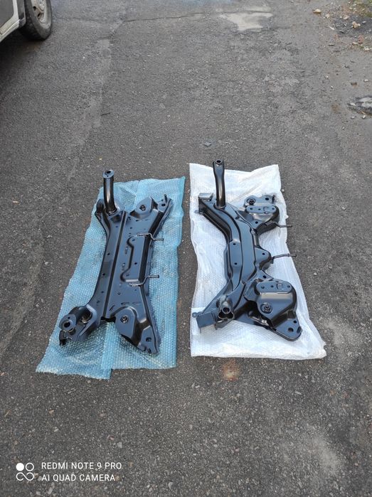 Підрамник передній подрамник балка Suzuki swift Свифт