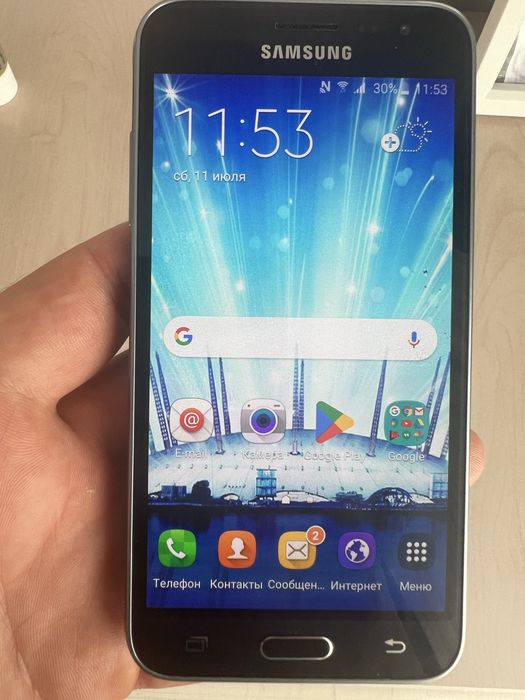 Мобільний телефон Samsung J3