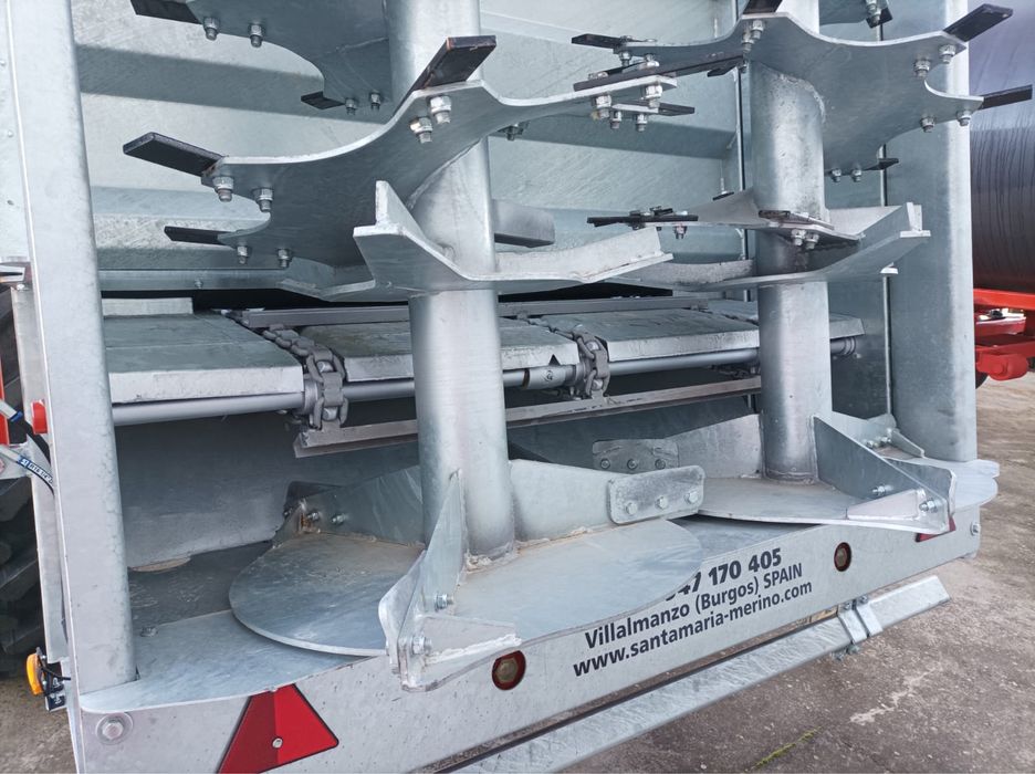 Reboque Espalhador de Estrume-Santamaria H135-Galvanizado-12t / 14m3