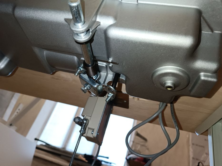 Промышленная швейная машина Siruba DL7200-BM1-16