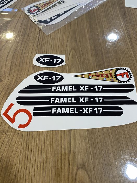 Autocolantes Motorizadas antigas Famel Xf17 / Xf Super Etc