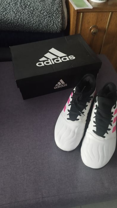 Churrasqueiras Adidas copa 42