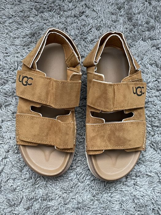 Босоніжки жіночі ugg  розмір 37