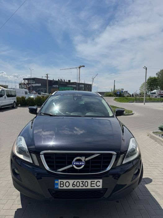 VOLVO XC60 D5 2.4