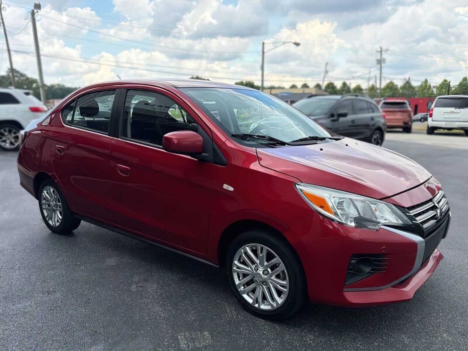 Mitsubishi Mirage G4      2021