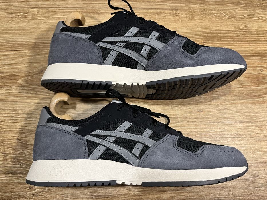 Кросівки Asics Lyte Classic Нові в коробці.  Розмір 43,5(27,5 см.)