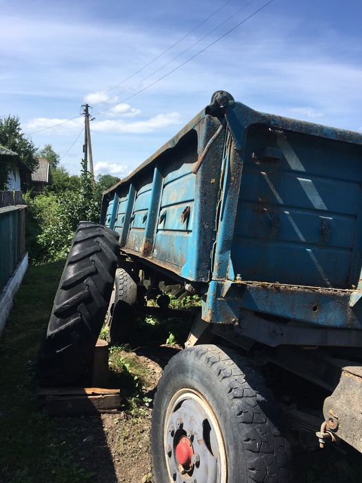 Продам причепи до тракторів у гарному стані.