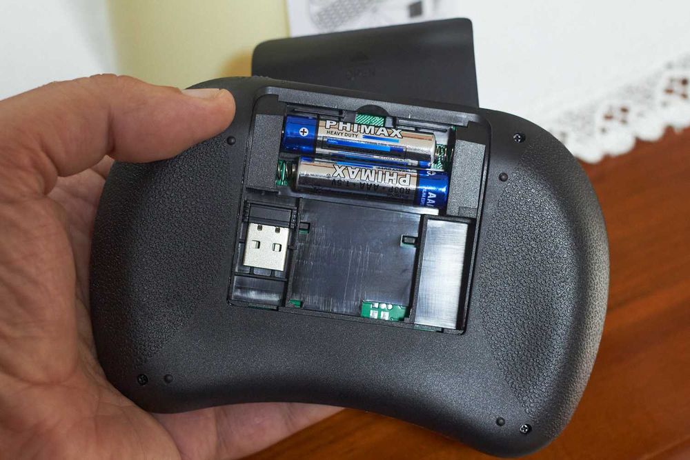 Comando Android TV e Box com Teclado Iluminado Personalizavel