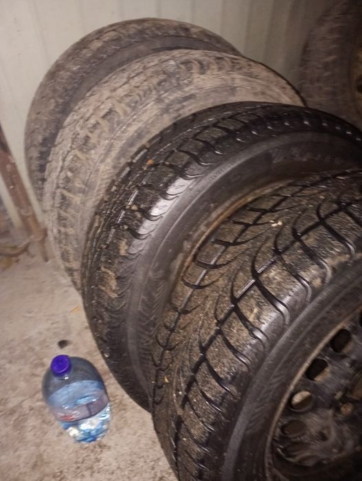 Продам або обмін на r14  колеса в зборі зимова резина  r15 розболтовка