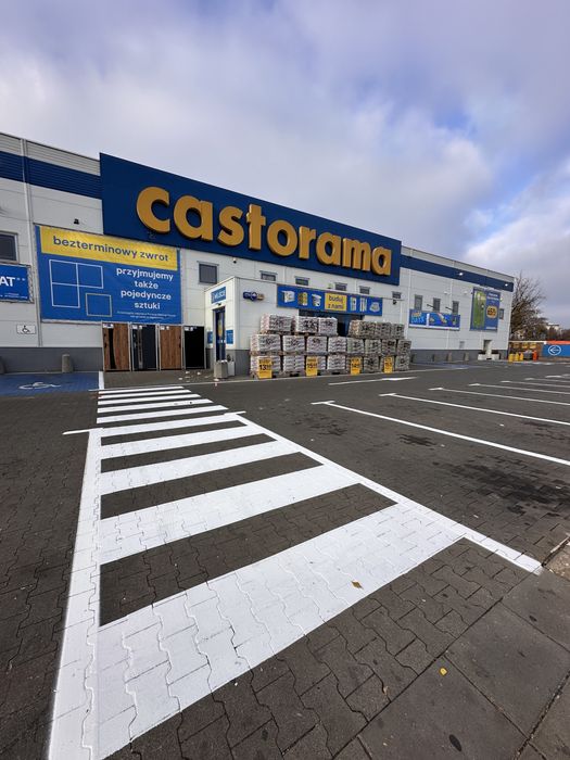 Malowanie pasów oznakowanie poziome pasy linie znaki farba drogowa