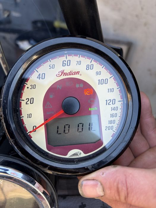 Indian scout панель приладів/спідометр ( щіток приборів )