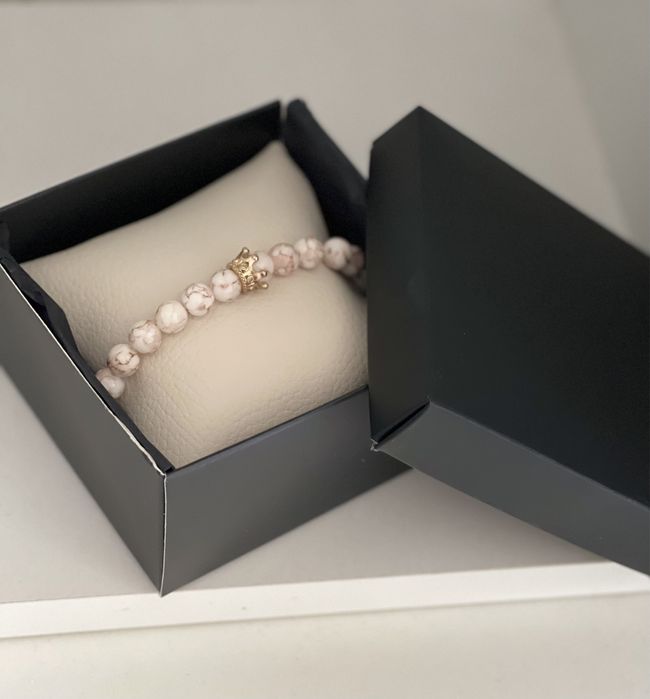 Браслет з короною