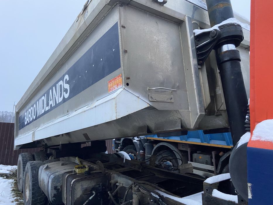 DAF CF 85 чотирьохосний