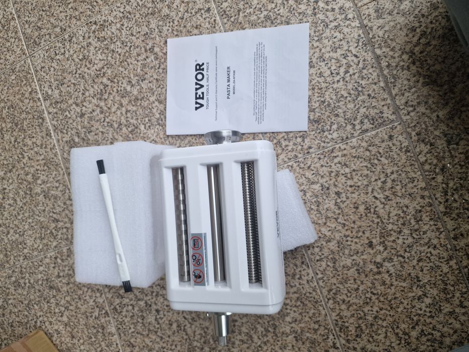 acessório de massa 3 em 1 da marca VEVOR (modelo ZA-NTK88