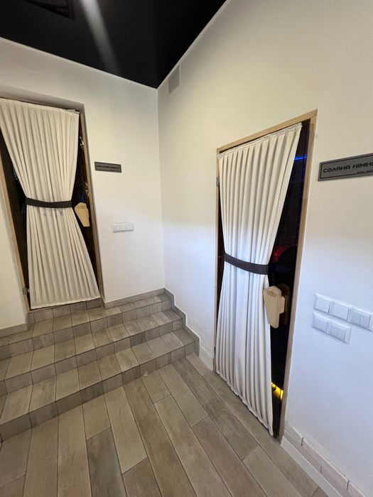 Оренда приміщення на Виставці