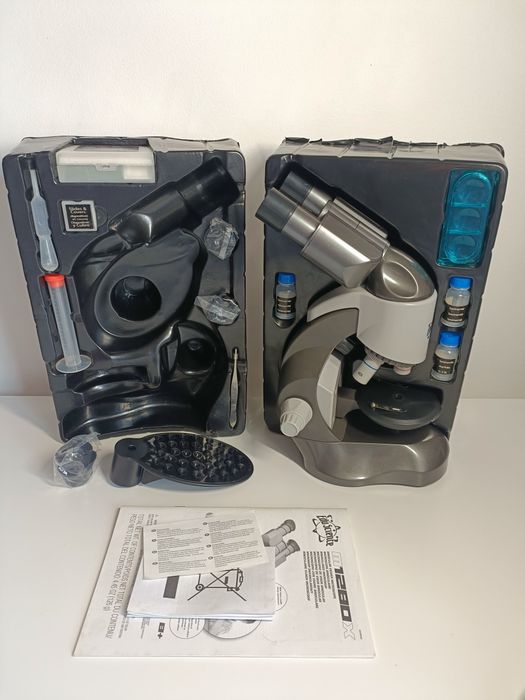 Microscópio de Visor Binocular - EduScience