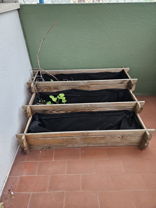 Vaso para horta 3 níveis