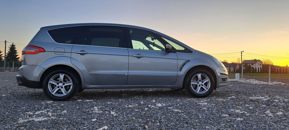 Ford S-Max Titanium, 203 KM, benzyna, 7 siedzeń, niski przebieg, automat, convers