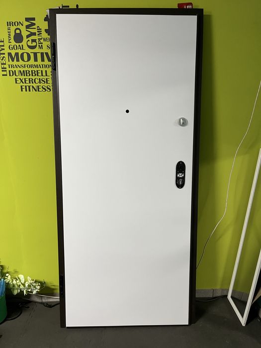 Porta de segurança mogno/branco 80x200 direita