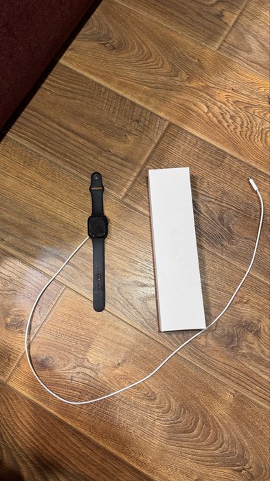 Apple watch 8 45mm Space
