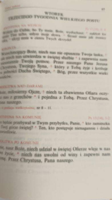 Zestaw mszał podstawka pod mszał lekcjonarz tą szósty ornat