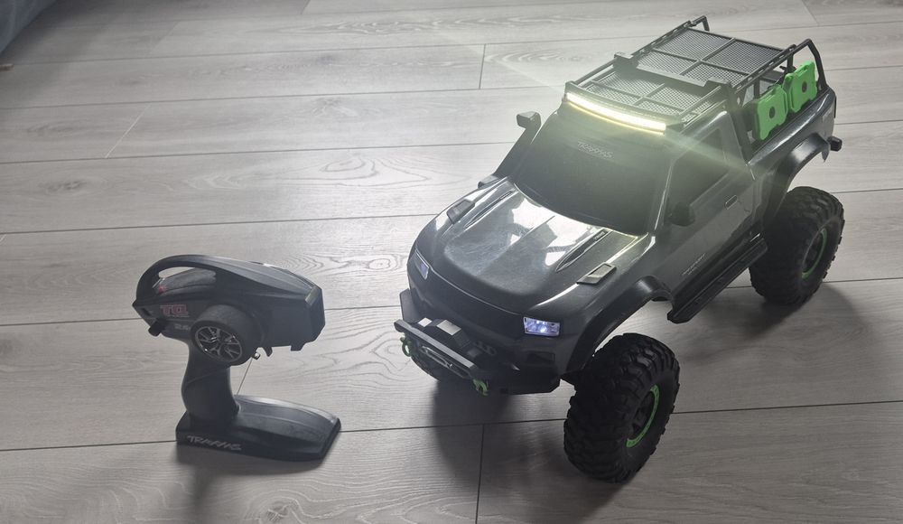 Model RC Traxxas TRX-4 Sport 1/10