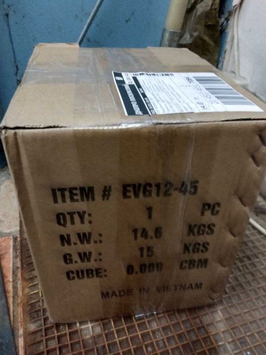 Продам 2 аккумулятора