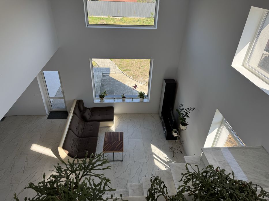 Продаж 5 кім. будинку 248 кв.м. Дачі Осокорки 6 км.