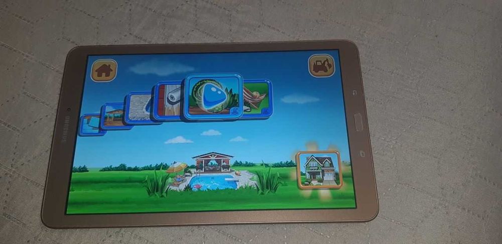 Планшет Samsung Galaxy Tab Е