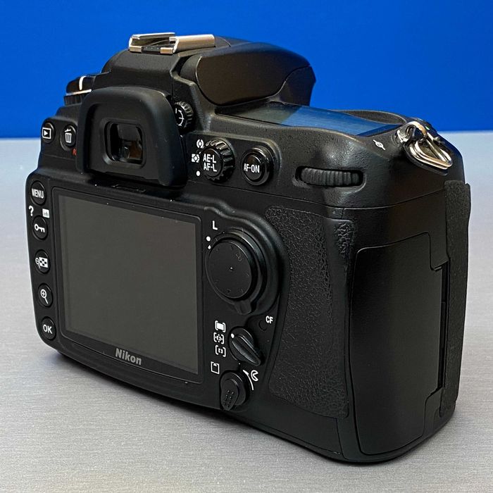 Nikon D300 (Corpo) - 12.3MP