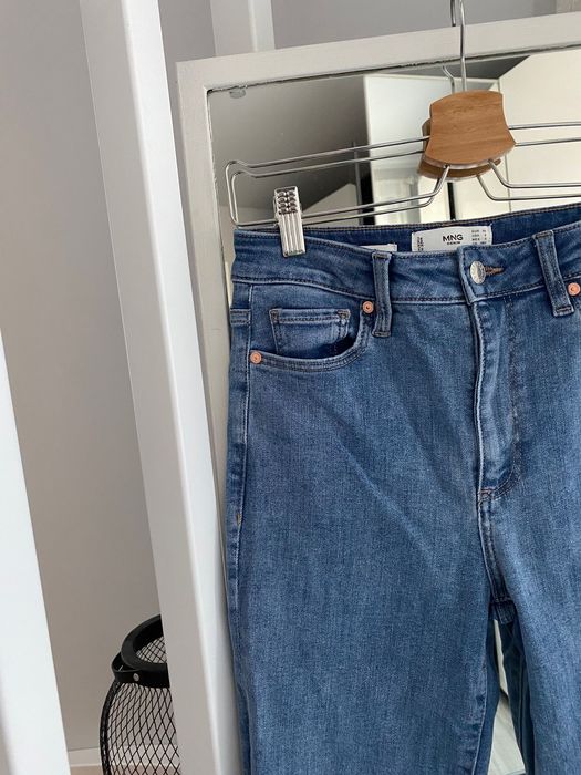 Jeansy skinny Mango