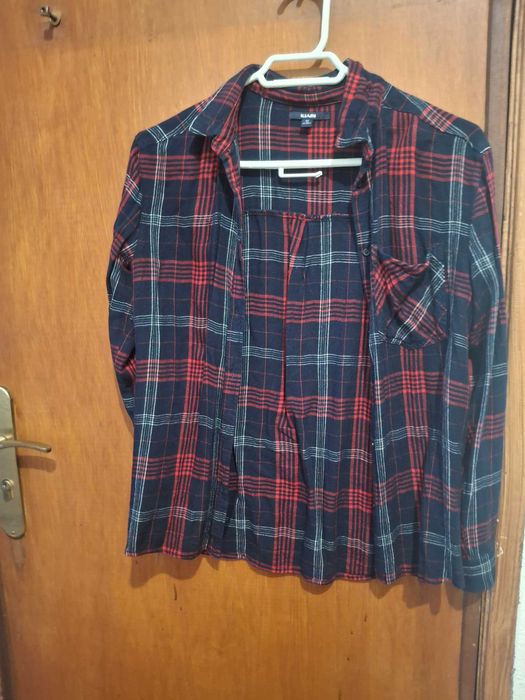 Camisa aos quadrados